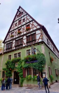 Maple Germany 2025 561736880 10162247397542934 1388057195351206156 n