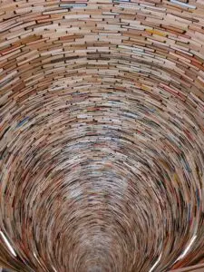 Prague 2023 dresden13 tower of books in library