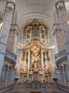 Prague 2023 frauenkirke 2023 02