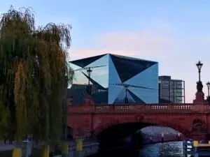 artificial intelligence building