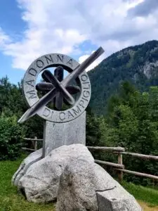 town of madonna di campiglio 02