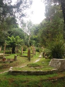 Cornwall 2019 church and graveyard at st. just in roseland 03